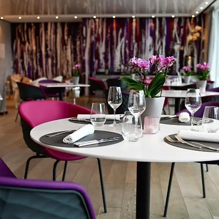 Schwitzer's Am Park 4*