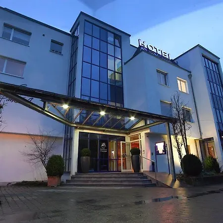 Schwitzer's Am Park Hotel